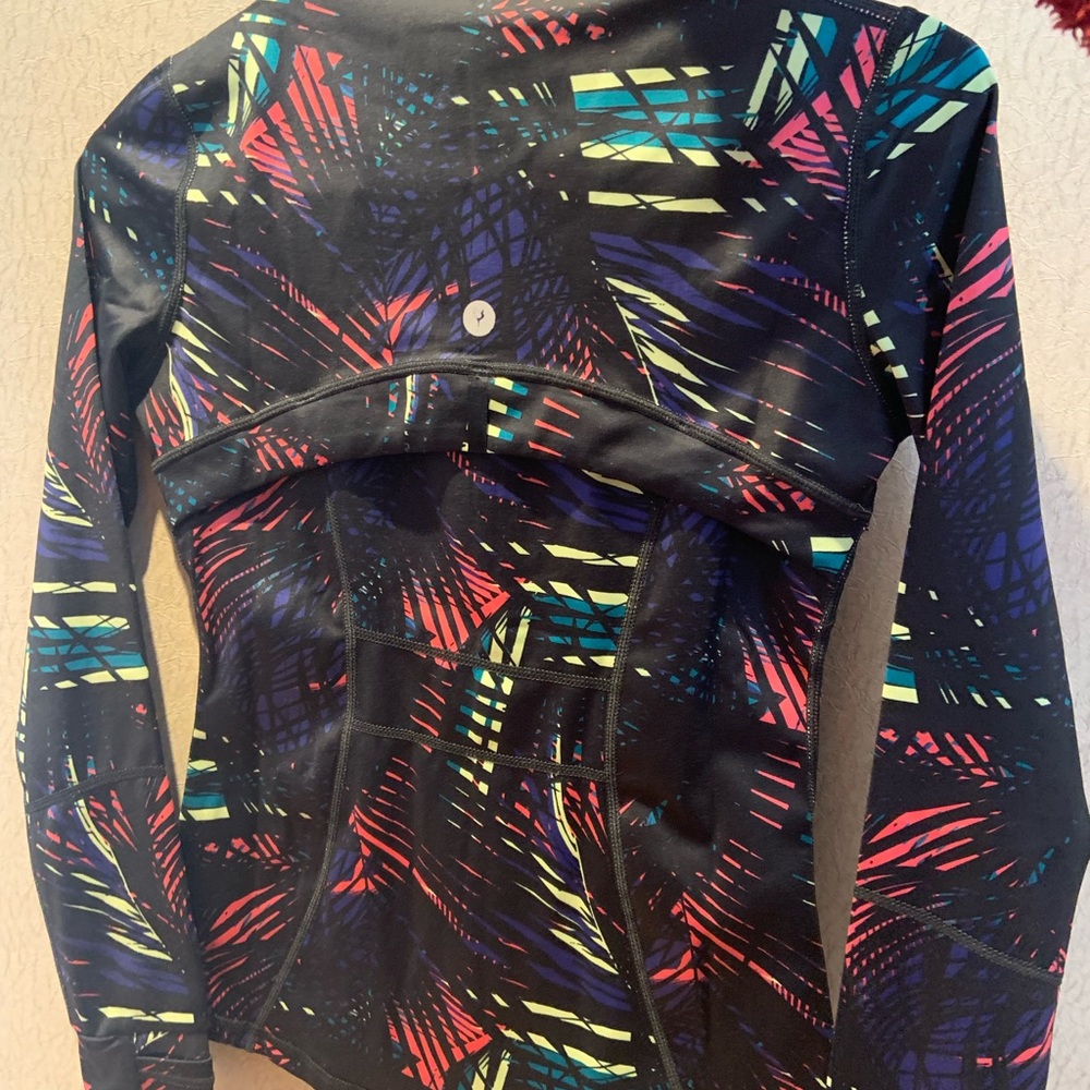 Women’s athletic zip up jacket